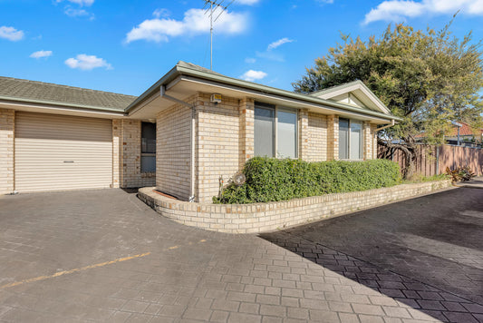 1/23 Reynolds Road, Old Toongabbie, NSW 2146 - SOLD SERVICE YOU DESERVE. PEOPLE YOU TRUST